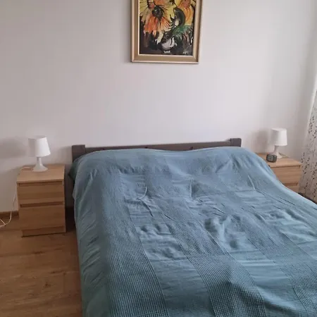 Apartment Nh12 *